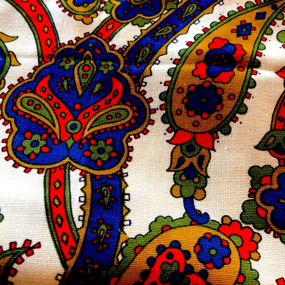 2+ yard lot vintage paisley cotton duck upholstery fabric 60s 70s vibrant groovy